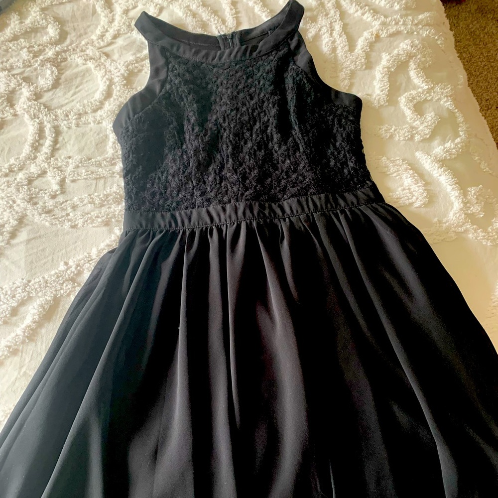 Black dress, girls size small, flowy bottom, good for formal function